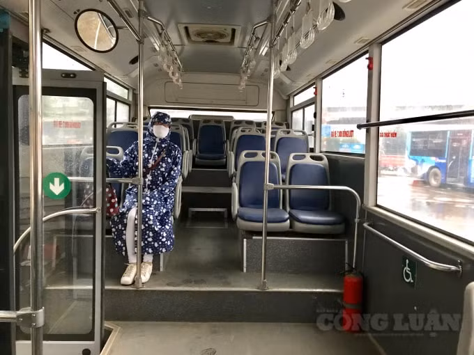 Hành khách đã bắt đầu sử dụng lại phương tiện xe buýt