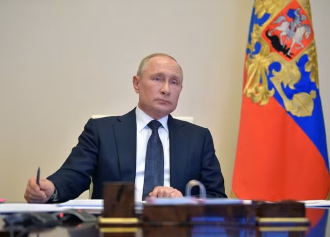 Tổng thống Vladimir Putin khẳng định sẽ gia hạn phong tỏa nước Nga tới 11/5 - Ảnh: Reuters