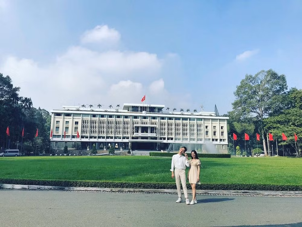 du lich tp ho chi minh thu hon 21000 ty dong trong 2 thang dau nam 2023 hinh 2