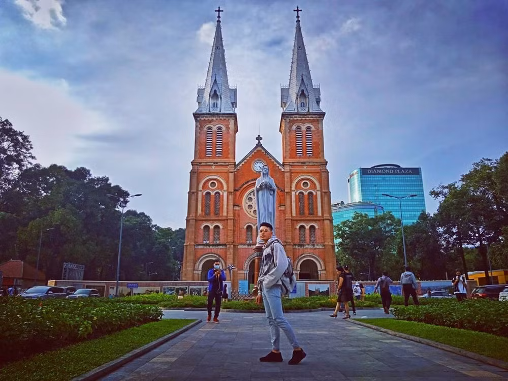 du lich tp ho chi minh thu hon 21000 ty dong trong 2 thang dau nam 2023 hinh 3