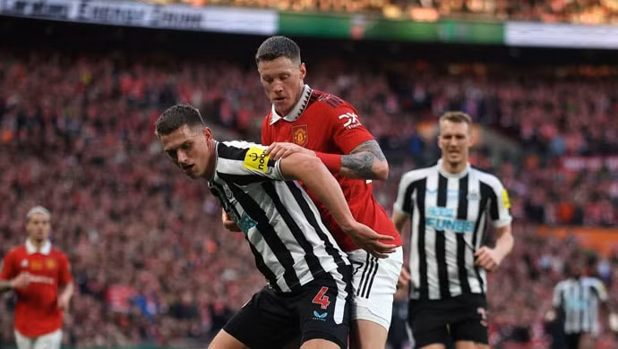 man united vo dich cup lien doan anh ten hag co danh hieu dau tien hinh 1