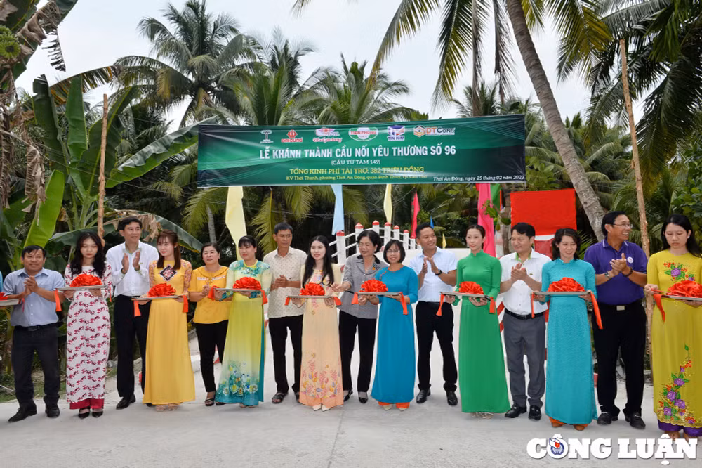 nhua tien phong khanh thanh 3 cau noi yeu thuong tai vinh long va can tho hinh 4
