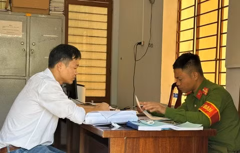 hoi nha bao tp hcm de nghi xu ly doi tuong de doa hanh hung phong vien hinh 1