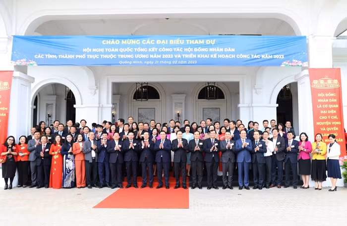 dua viec thuc hien cam ket loi hua trong chat van giam sat lam tieu chi danh gia can bo hinh 2