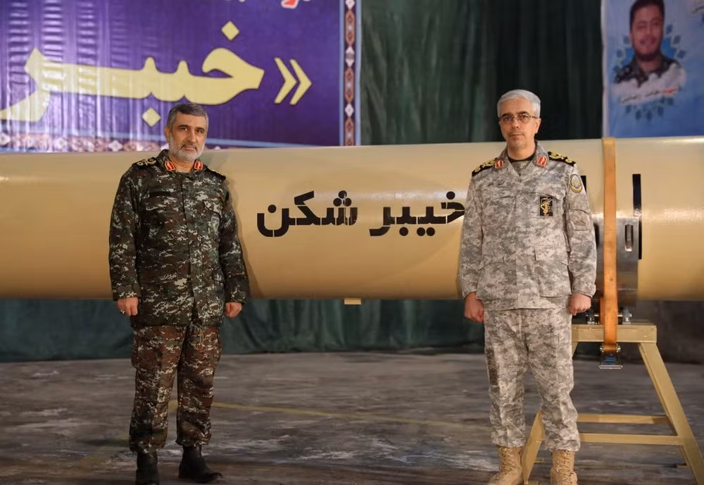 iran tuyen bo phat trien ten lua hanh trinh tam xa hinh 1
