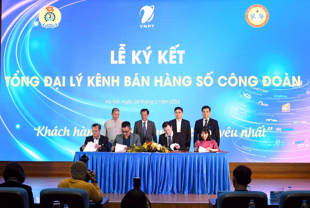 vnpt vinaphone va hoc vien quoc te vo thuat viet nam thuc hien chuong trinh phuc loi va trien khai kenh ban hang so hinh 2