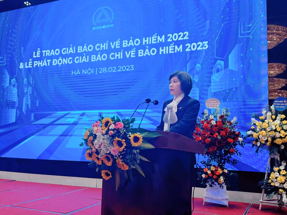 23 tac pham xuat sac doat giai bao chi ve bao hiem nam 2022 hinh 2
