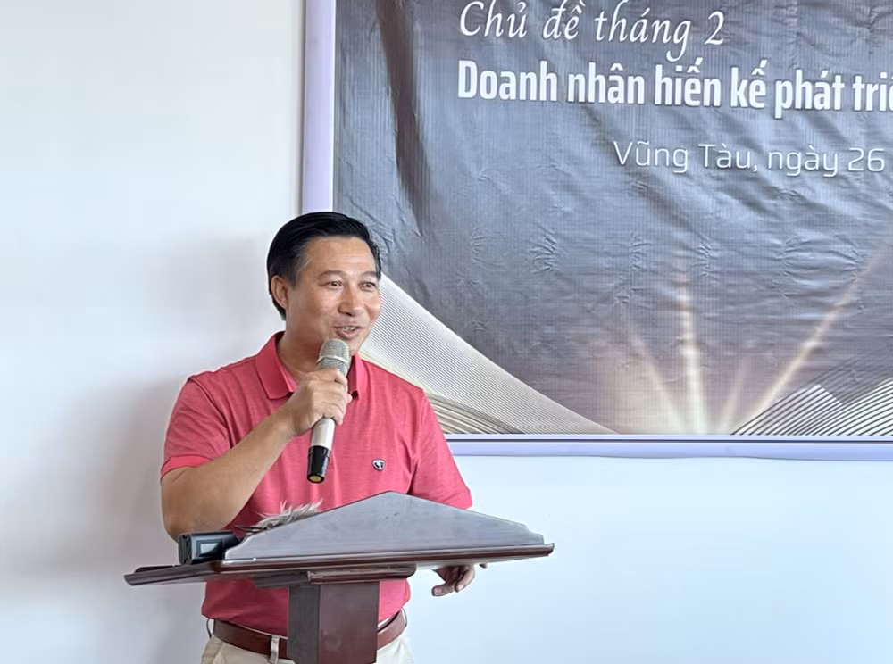 doanh nhan hien ke phat trien du lich hinh 1