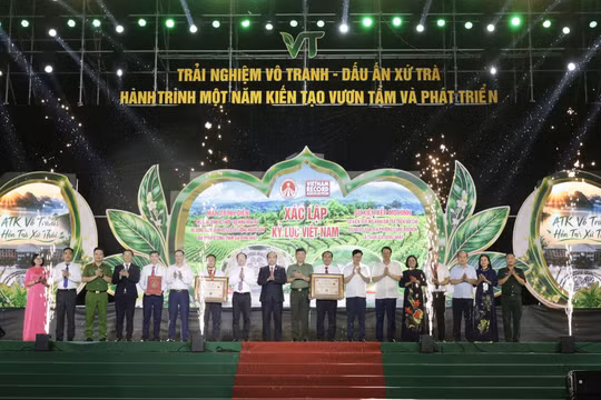Thái Nguyên: Tôn vinh người làm chè, lan tỏa bản sắc văn hóa xứ Trà Vô Tranh