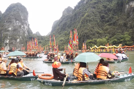 Ninh Bình đón gần 1,12 triệu lượt khách trong tháng 7