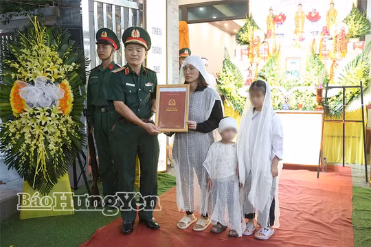 Truy thăng quân hàm Trung tá đối với Thiếu tá Trần Văn Tùng hy sinh khi cứu người