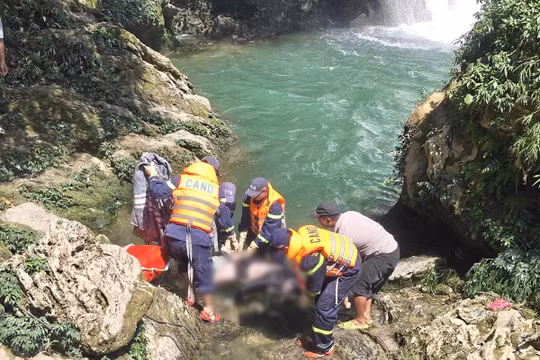 Tuyên Quang: Tìm thấy thi thể du khách bị nước cuốn tại thác Khâu Làn