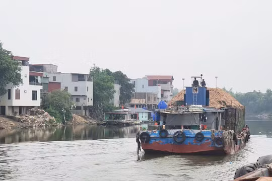 Bắc Ninh: Hạn chế giao thông đường thủy trên sông Cầu qua phường Kinh Bắc