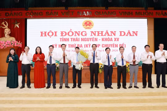 Ông Trần Văn Hậu được bầu giữ chức vụ Phó Chủ tịch UBND tỉnh Thái Nguyên