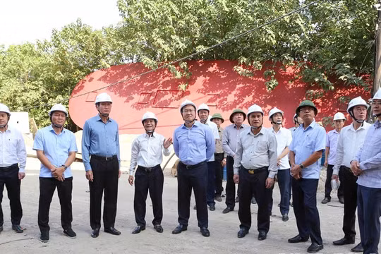 Ninh Bình tìm giải pháp tháo gỡ khó khăn cho ngành đóng tàu