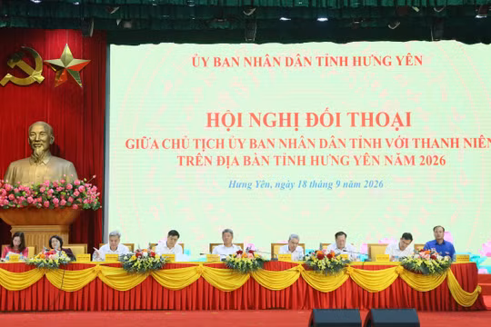 Chủ tịch UBND tỉnh Hưng Yên đối thoại với thanh niên