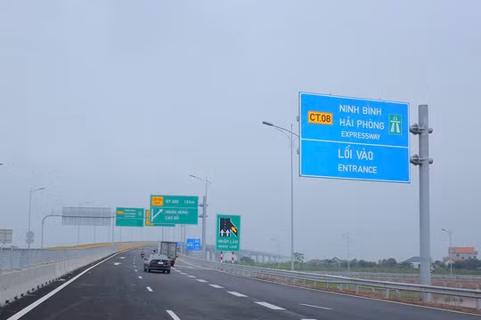 Ninh Bình: Đẩy nhanh tiến độ các dự án trọng điểm, yêu cầu thực hiện nghiêm nguyên tắc "5 rõ"