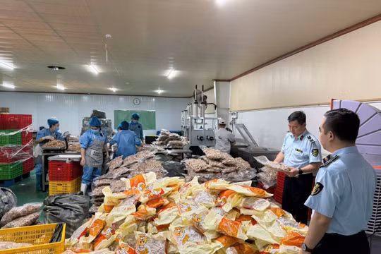 Lào Cai: Xử lý hơn 1.900 vụ buôn lậu, gian lận thương mại và hàng giả
