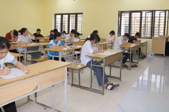 Hưng Yên: Công bố điểm chuẩn vào lớp 10 THPT công lập năm học 2026 - 2027, cao nhất 24,5 điểm