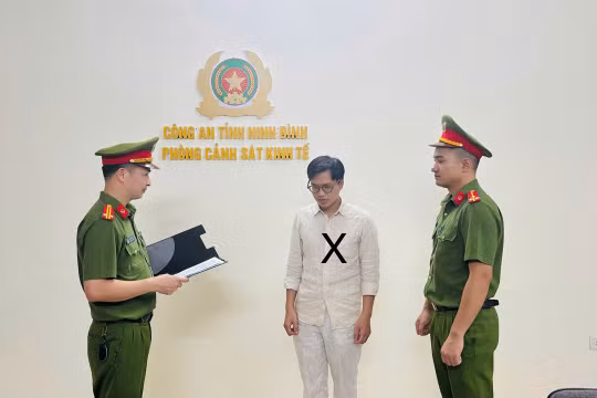 Ninh Bình: Khởi tố chủ cửa hàng kinh doanh giày, dép giả mạo nhãn hiệu trị giá hơn 3,1 tỷ đồng