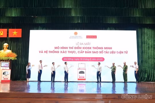 Ra mắt mô hình thí điểm 'Kiosk thông minh và Hệ thống xác thực, cấp bản sao số tài liệu điện tử' tại Đà Nẵng