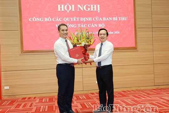 Hưng Yên công bố các quyết định của Ban Bí thư về công tác cán bộ