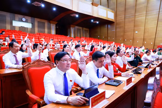 Bắc Ninh: Thông qua 12 nghị quyết quan trọng về đầu tư công, quy hoạch và ngân sách