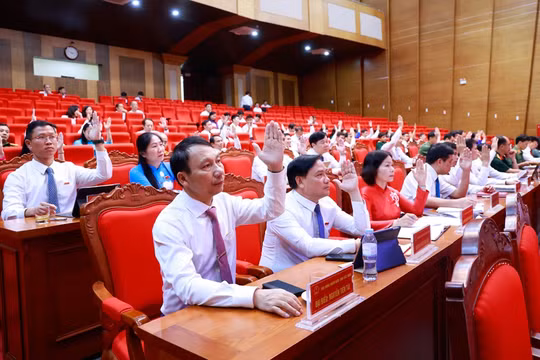 Bắc Ninh: Thông qua 10 nghị quyết quan trọng tại kỳ họp chuyên đề HĐND tỉnh khóa XX