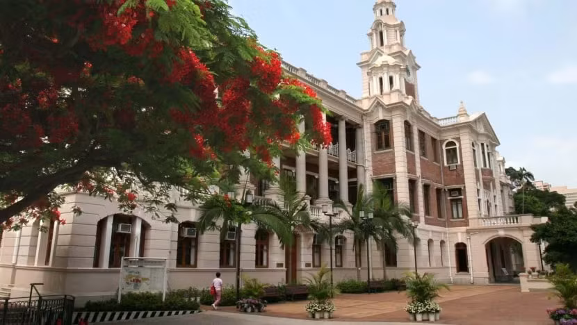 be boi gian lan tuyen sinh gay chan dong o dai hoc hong kong hinh 1