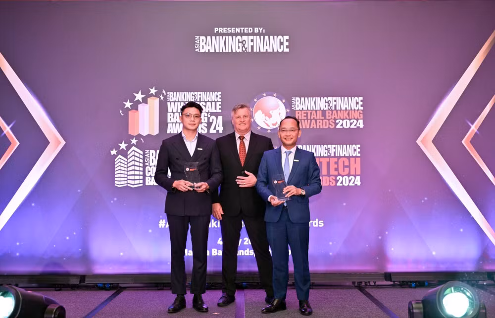 open banking onebank by nam a bank tiep tuc nhan giai thuong uy tin quoc te hinh 1