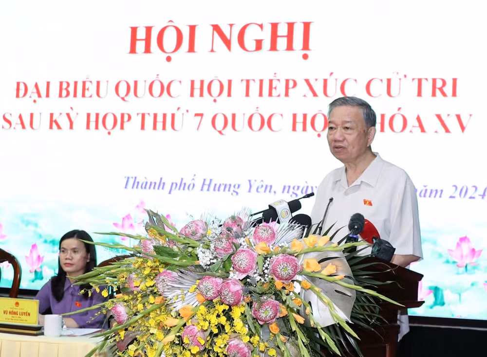 chu tich nuoc to lam tiep xuc cu tri tai tinh hung yen hinh 2