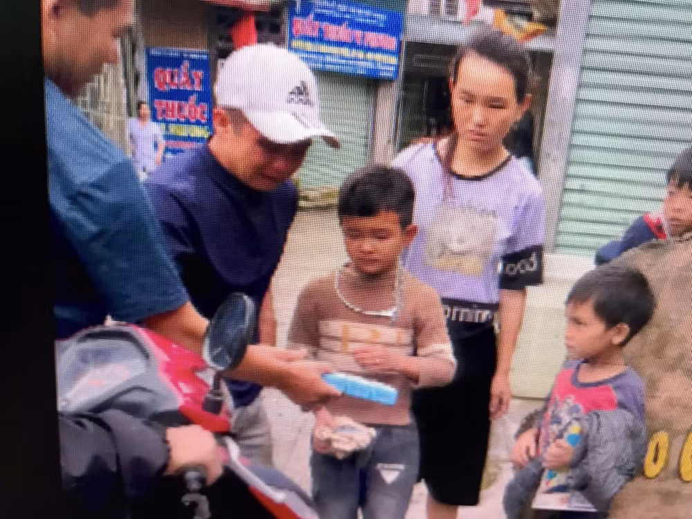 lao cai da tim thay 2 chau be nghi di bat ca suoi sa pa bi mat tich hinh 2