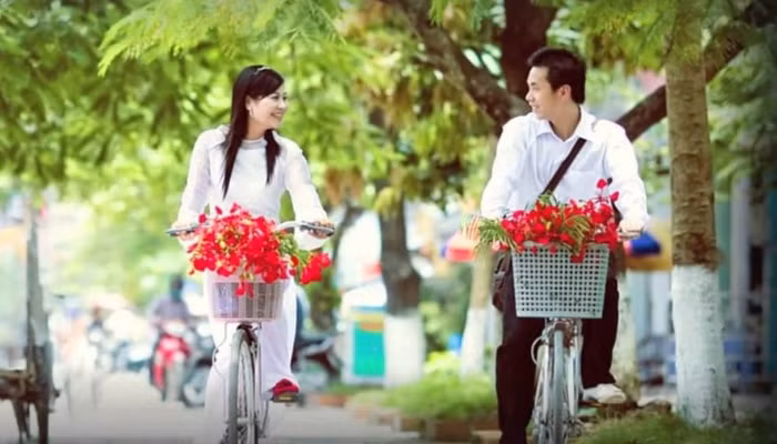 chuyen tinh hoa muoi gio hinh 2