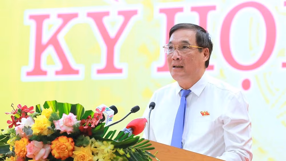 ky hop thu tam hdnd tinh phu tho khoa xix thao luan 30 luot y kien thong qua 13 nghi quyet hinh 1