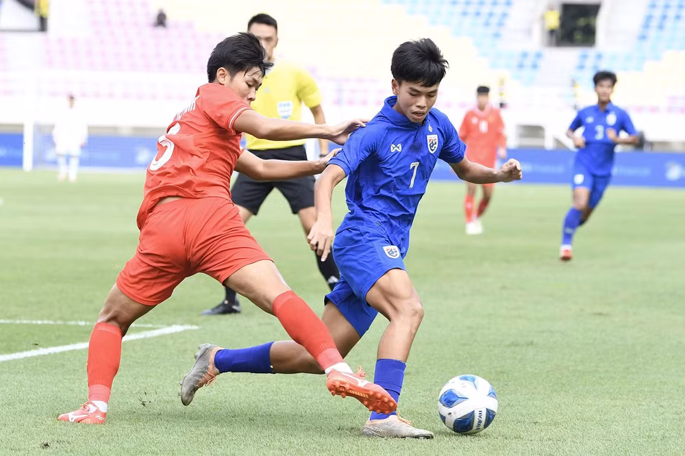 thua thai lan u16 viet nam lo co hoi thi dau chung ket hinh 1