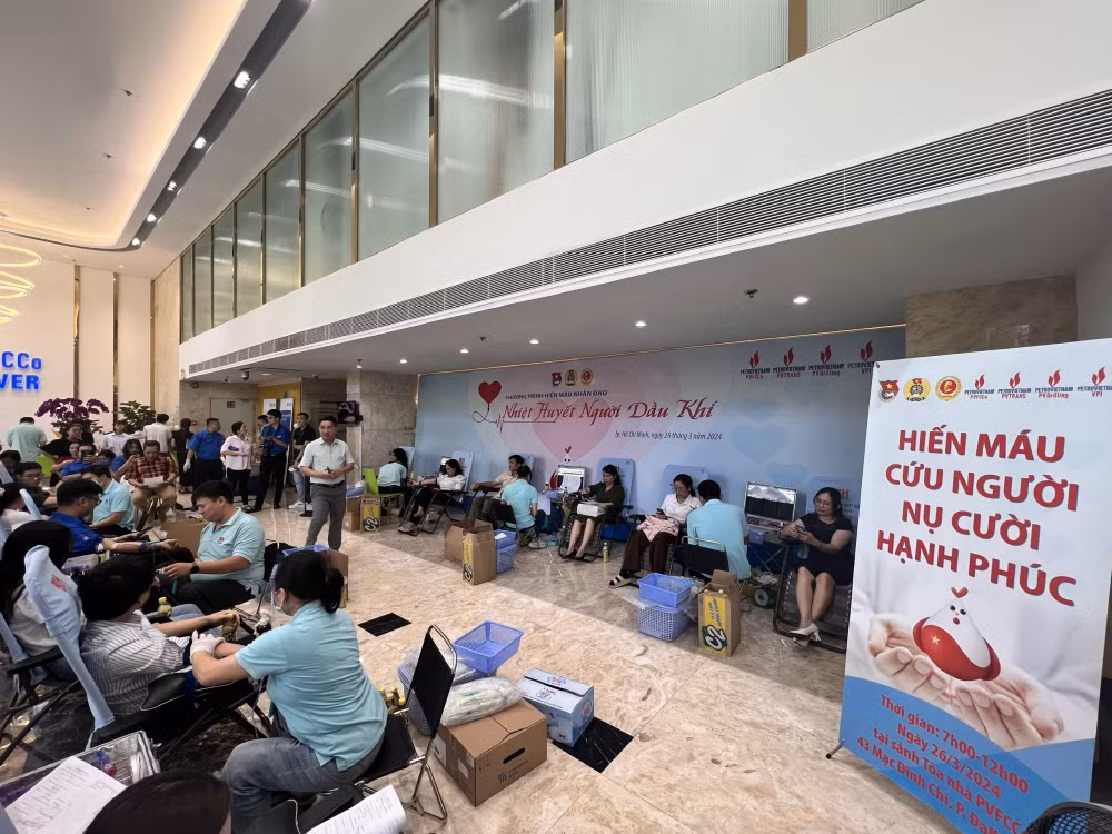 ngay hoi hien mau nhiet huyet nguoi dau khi tai tru so pvfcco hinh 3