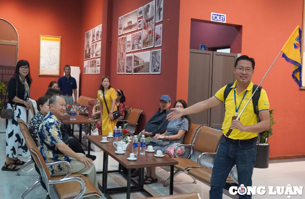 hinh anh an tuong tren chuyen tau ket noi di san mien trung hinh 5