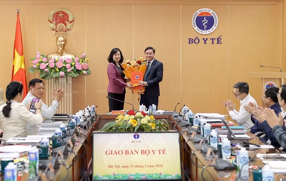 ong hoang minh duc duoc bo nhiem la cuc truong cuc y te du phong hinh 1
