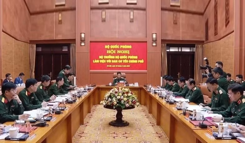 xay dung nganh co yeu viet nam cach mang chinh quy hien dai hinh 2