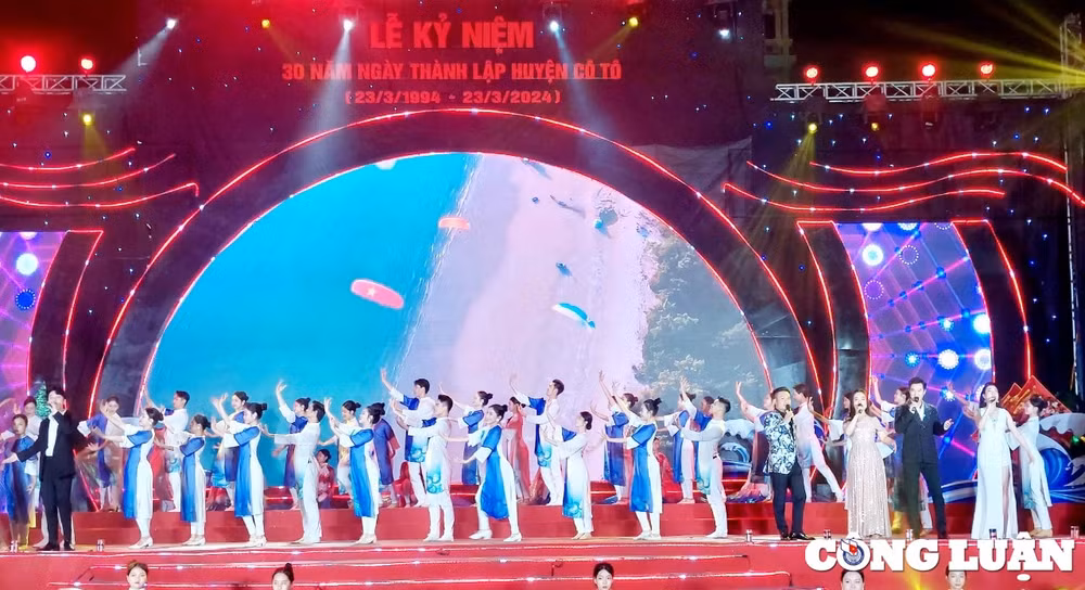 quang ninh ruc ro huyen dao co to trong le ky niem 30 nam ngay thanh lap huyen hinh 7