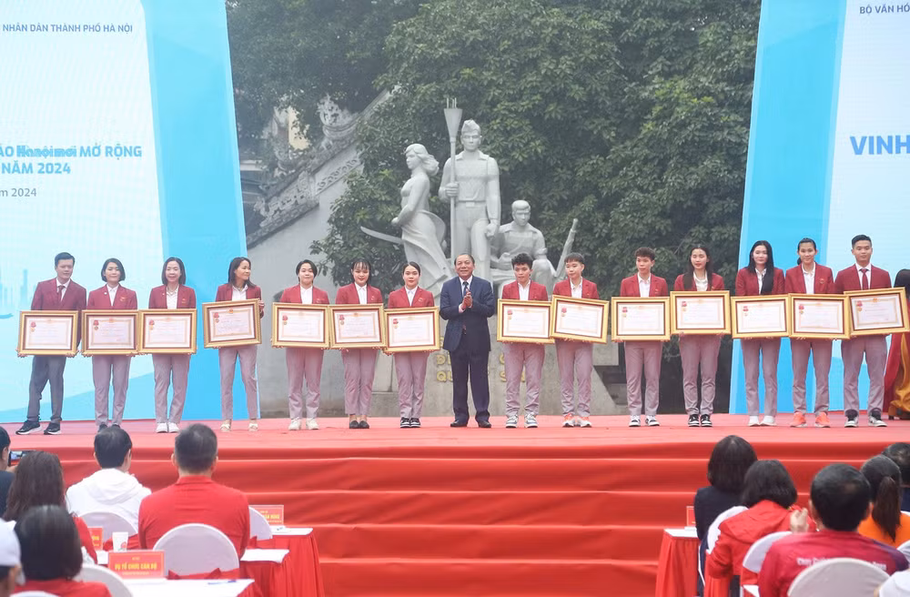 nganh the thao vinh danh cac guong mat tre vo dich asiad 19 hinh 2