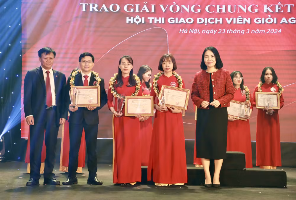 soi noi vong chung ket toan quoc hoi thi giao dich vien gioi trong he thong agribank hinh 6