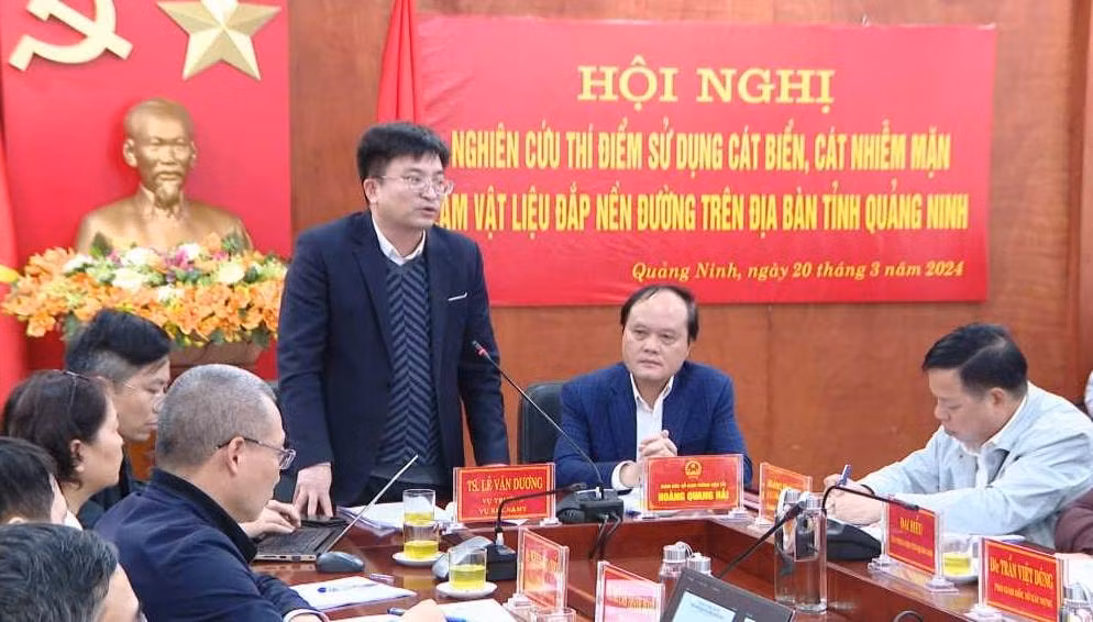 quang ninh de xuat mo rong thi diem dung cat bien lam nen duong giao thong hinh 1