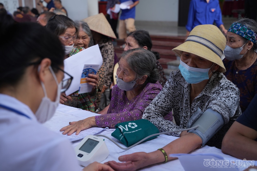 Bộ Y tế cho phép khám sức khỏe miễn phí tại nhà, lưu động. clo_br_dsc09805.jpg
