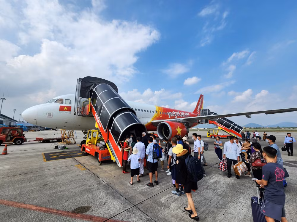 vietjet yeu chieu ve giam den 77 he that phieu hinh 1