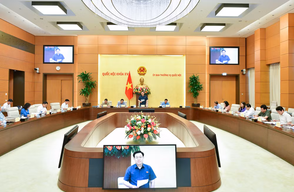 gan ket chat che giua xay dung phap luat voi thuc hien phap luat hinh 1