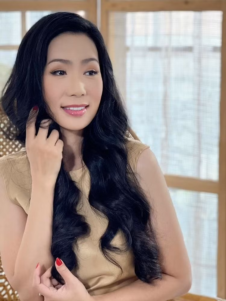 gan 150 nghe sy dinh dam viet lan toa yeu thuong tu hanh trinh vi nu cuoi tre tho 2023 hinh 4