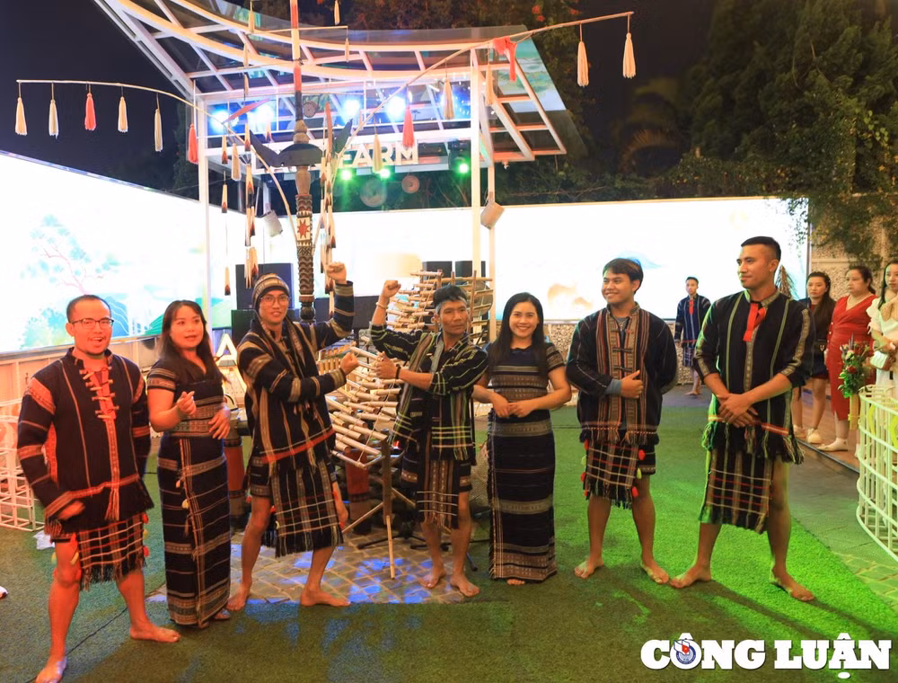 dac sac chuong trinh ca nhac giao luu van hoa cong chieng tai da lat hinh 13