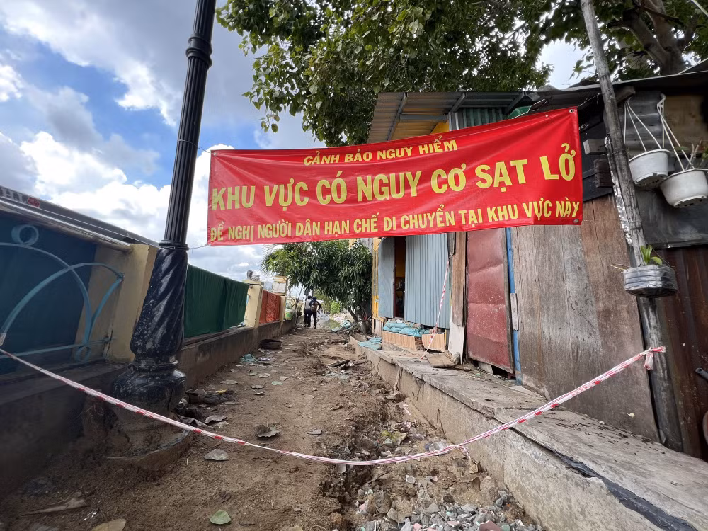 kien quyet to chuc di doi nguoi dan hoac co phuong an chu dong chong sat lo khi mua lon hinh 2