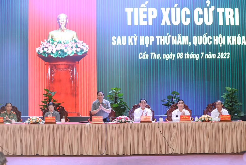 thu tuong pham minh chinh tiep xuc tra loi kien nghi cua cu tri thanh pho can tho hinh 2
